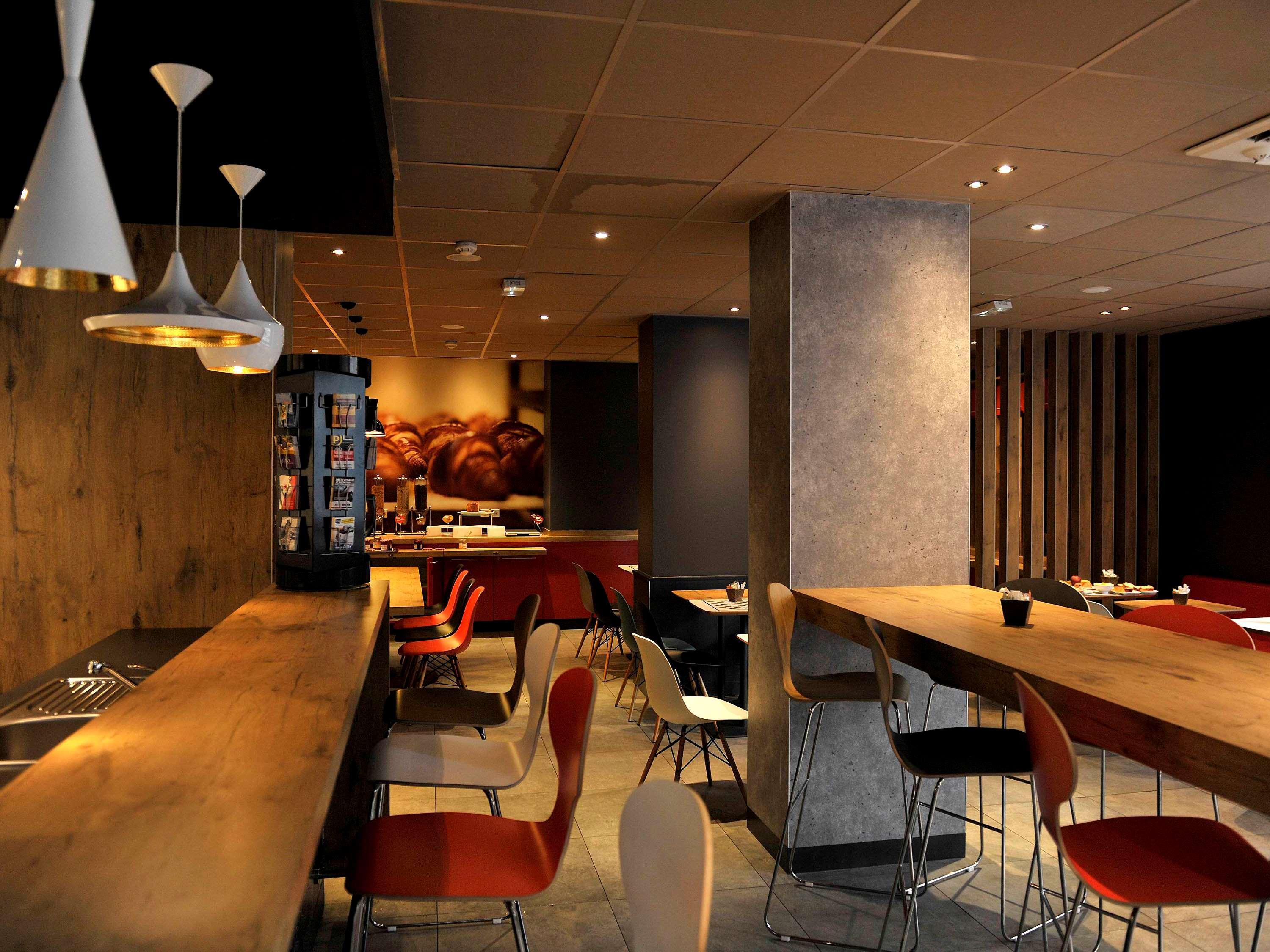 Ibis Centre Hotel 3*
