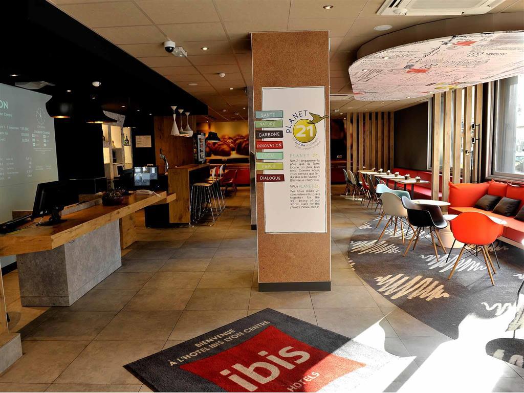 Ibis Centre 3*